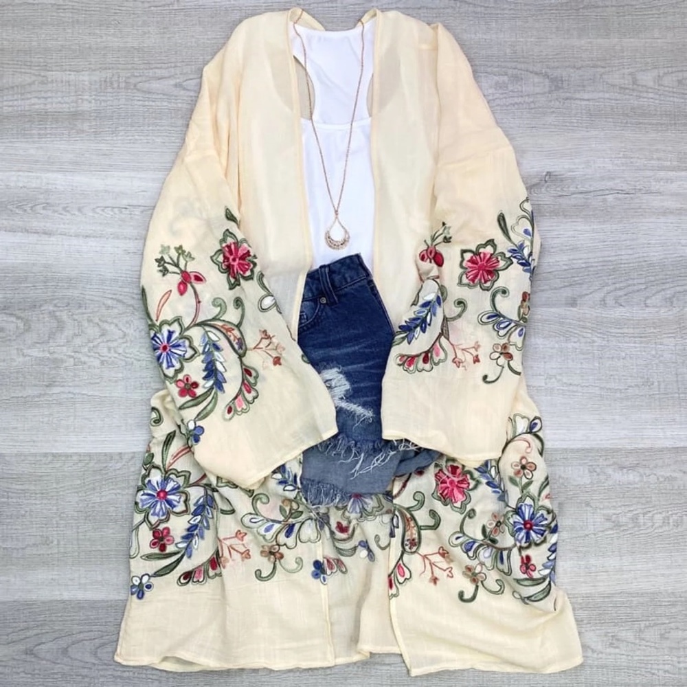 Long sleeve Embroidered Kimono | CREAM